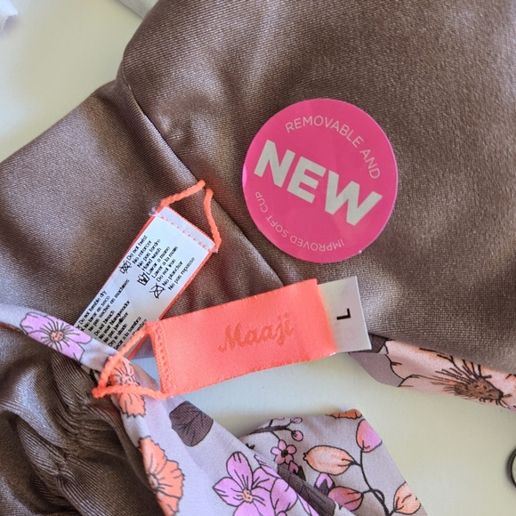 New Maaji Ditsy Halles Sunny Reversible Swim Bikini Set NWT Large - Picture 16 of 16